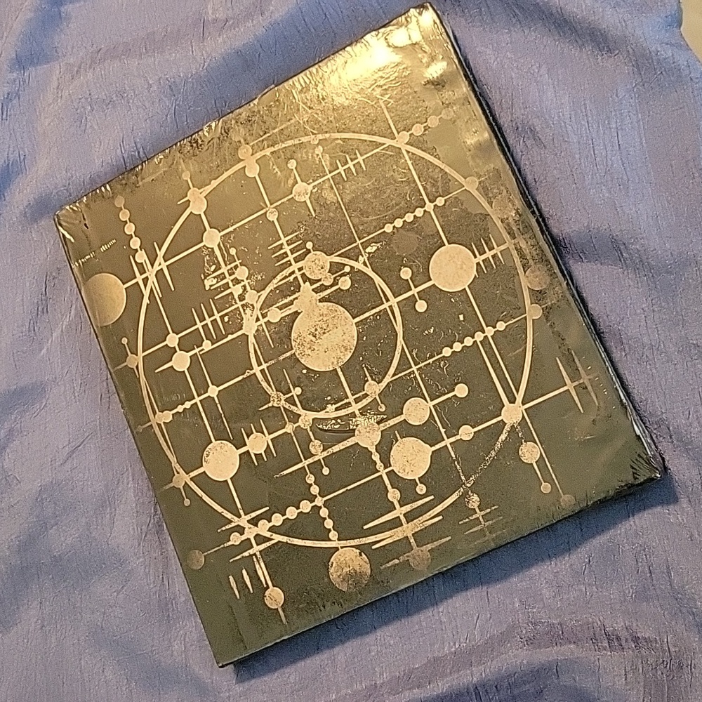 Agents of Sheild Season 2 Declassified Book - Picture 4 of 9